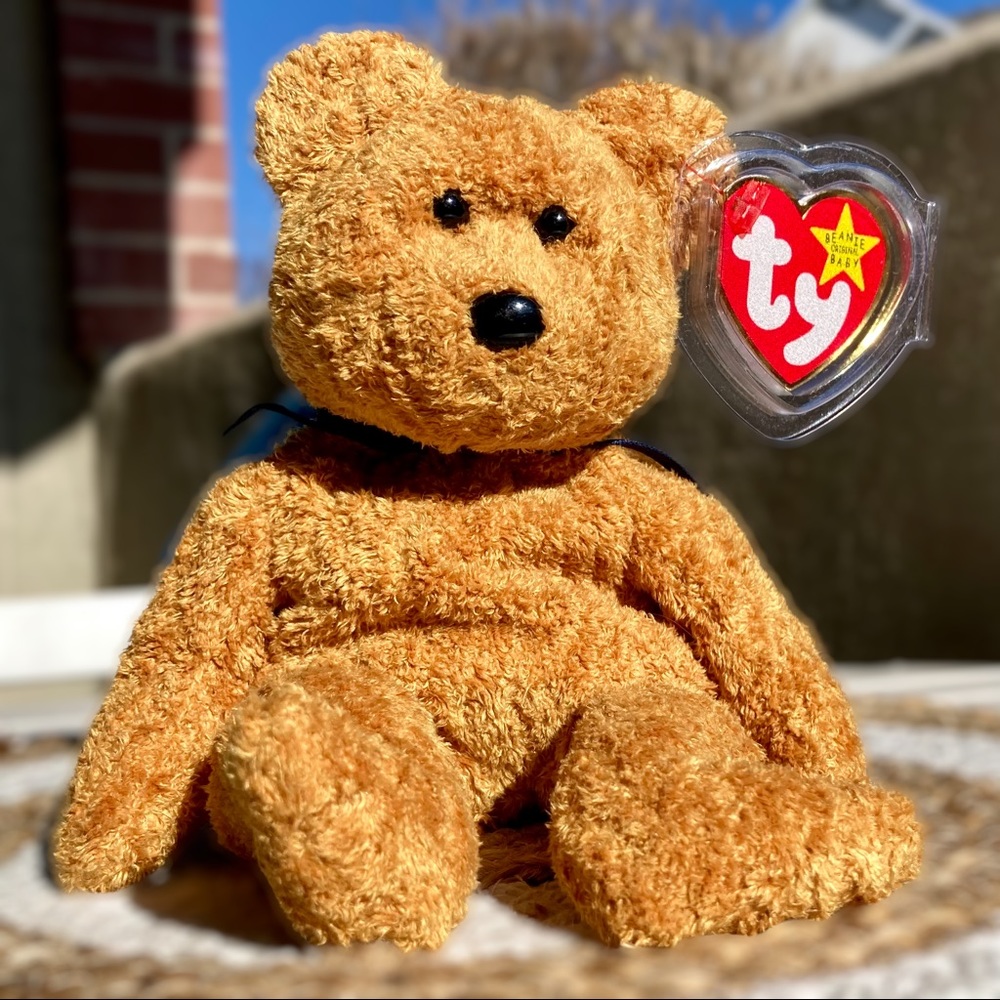 TY Beanie Baby .. Fuzz the Bear .. MWMT